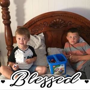 Meet your Posher, Lori